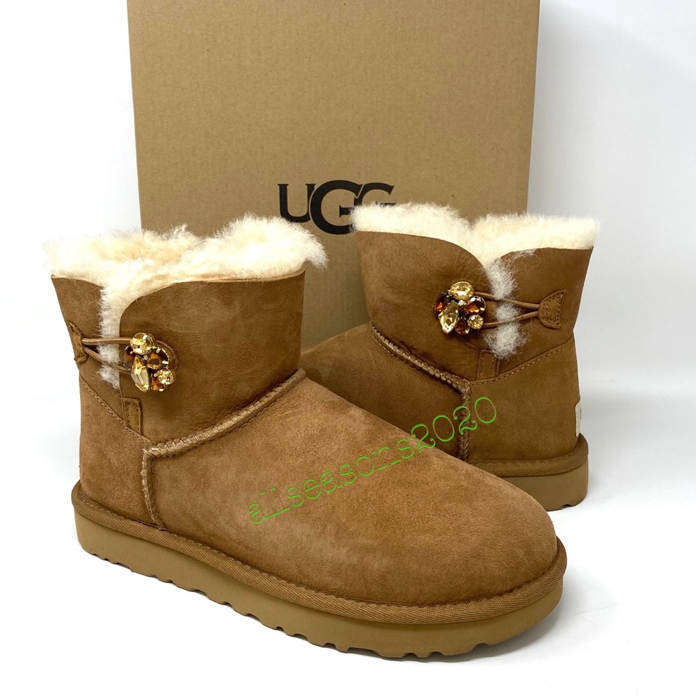 UGG Mini Bailey Button Women’s Boots Che Tan Suede - Picture 5 of 11